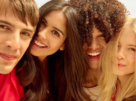 within-garnier-our-heritage-four-models-smiling